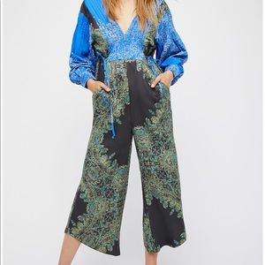 Free people blooming field